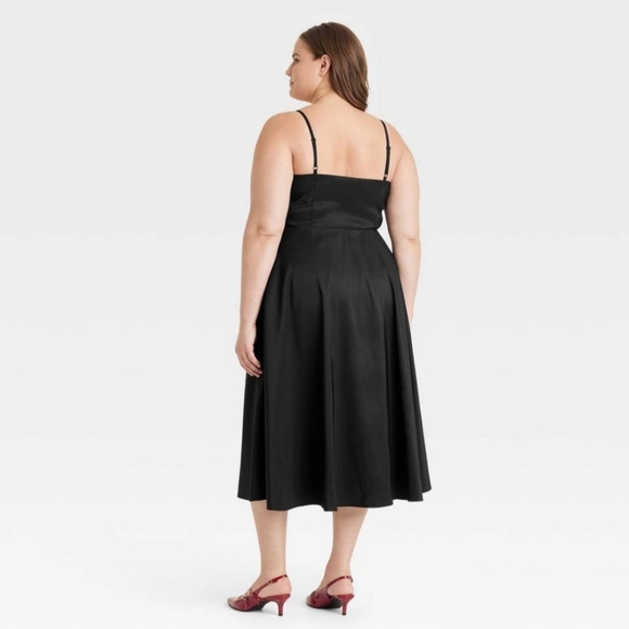 NWT Black Bow Midi Dress Size 17 - Picture 2 of 2